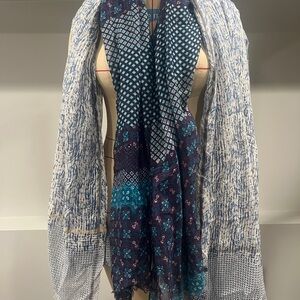 Scarf bundle, new, not worn. Old Navy. Marshall's.